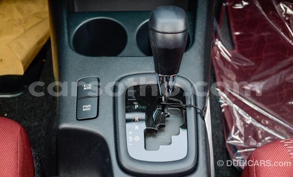 اشتري Imported Toyota Hilux White سيارة في Import - Dubai في Maseru اشتري Imported Toyota Hilux White سيارة في Import - Dubai في Maseru