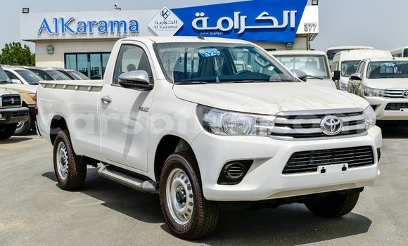 اشتري Imported Toyota Hilux White سيارة في Import - Dubai في Maseru اشتري Imported Toyota Hilux White سيارة في Import - Dubai في Maseru
