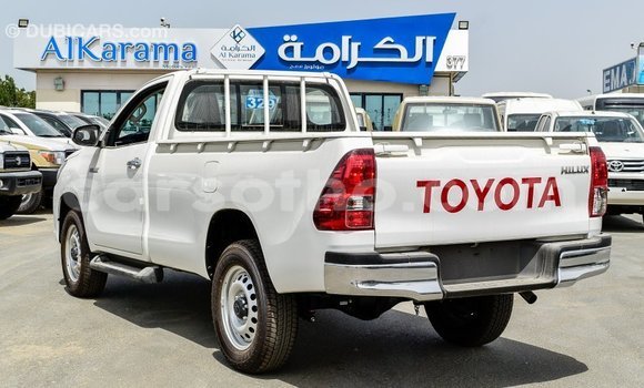 اشتري Imported Toyota Hilux White سيارة في Import - Dubai في Maseru اشتري Imported Toyota Hilux White سيارة في Import - Dubai في Maseru
