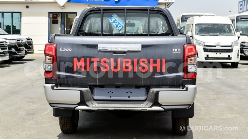 Big with watermark mitsubishi l200 maseru import dubai 17286