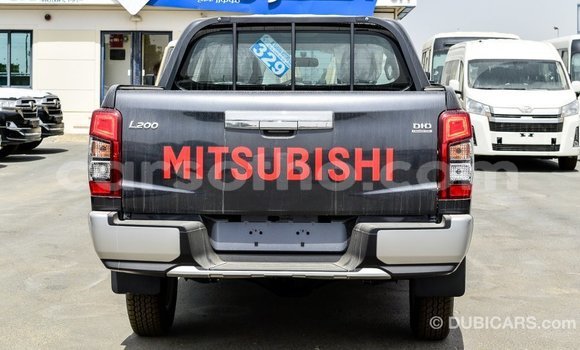 اشتري Imported Mitsubishi L200 Other سيارة في Import - Dubai في Maseru اشتري Imported Mitsubishi L200 Other سيارة في Import - Dubai في Maseru
