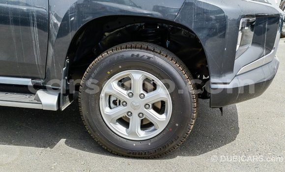 اشتري Imported Mitsubishi L200 Other سيارة في Import - Dubai في Maseru اشتري Imported Mitsubishi L200 Other سيارة في Import - Dubai في Maseru