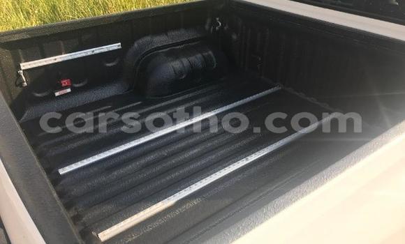 اشتري مستعمل Toyota Hilux White سيارة في Maseru في Maseru اشتري مستعمل Toyota Hilux White سيارة في Maseru في Maseru