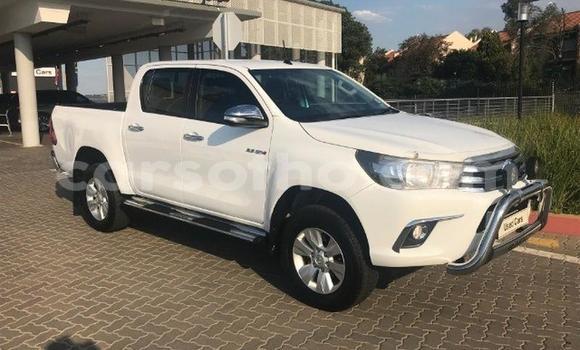 اشتري مستعمل Toyota Hilux White سيارة في Maseru في Maseru اشتري مستعمل Toyota Hilux White سيارة في Maseru في Maseru