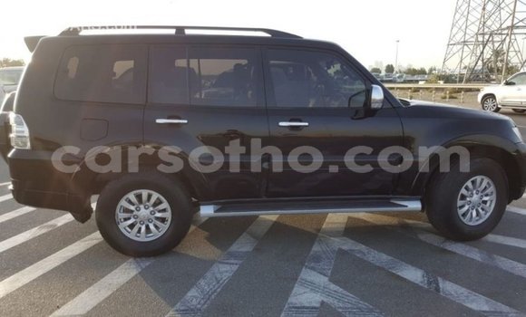 Sayi Imported Mitsubishi Pajero Black Mota in Import - Dubai a Maseru Sayi Imported Mitsubishi Pajero Black Mota in Import - Dubai a Maseru