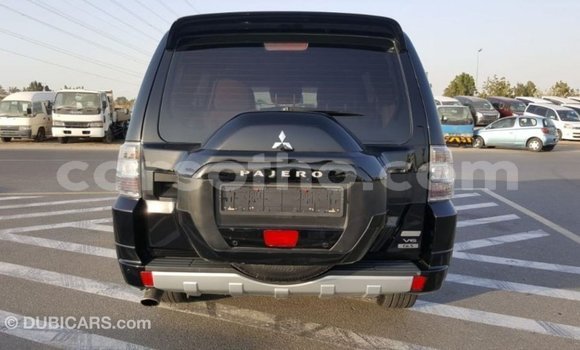 Sayi Imported Mitsubishi Pajero Black Mota in Import - Dubai a Maseru Sayi Imported Mitsubishi Pajero Black Mota in Import - Dubai a Maseru