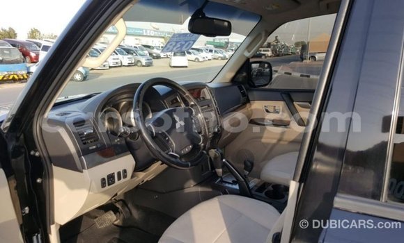 Sayi Imported Mitsubishi Pajero Black Mota in Import - Dubai a Maseru Sayi Imported Mitsubishi Pajero Black Mota in Import - Dubai a Maseru