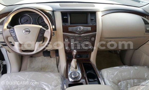 Acheter Import Voiture Nissan Patrol Blanc à Import - Dubai, Maseru Acheter Import Voiture Nissan Patrol Blanc à Import - Dubai, Maseru