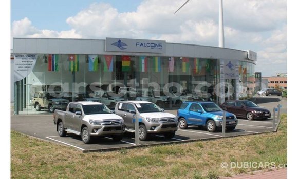 Acheter Import Voiture Toyota Prado Noir à Import - Dubai, Maseru Acheter Import Voiture Toyota Prado Noir à Import - Dubai, Maseru