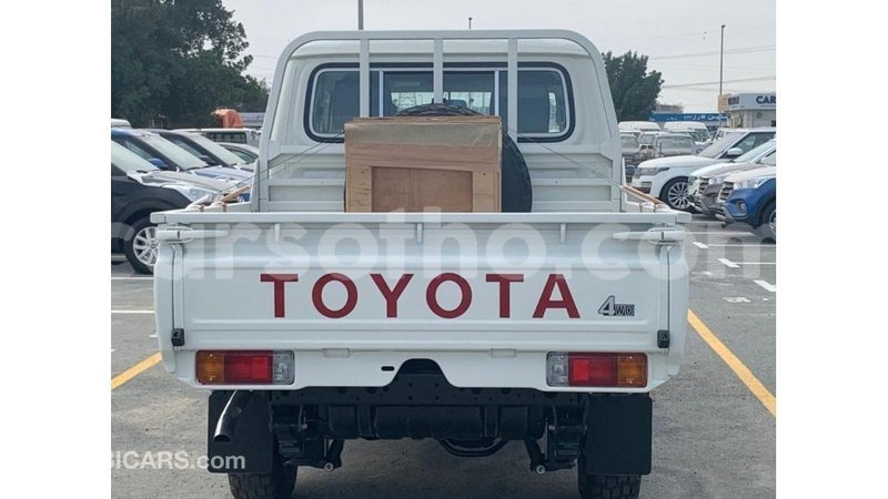 Big with watermark toyota land cruiser maseru import dubai 17317