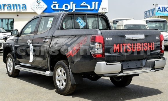 Buy Import Mitsubishi L200 Black Car in Import - Dubai in Maseru Buy Import Mitsubishi L200 Black Car in Import - Dubai in Maseru
