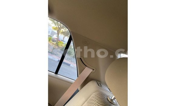 Sayi Imported Toyota 4Runner White Mota in Import - Dubai a Maseru Sayi Imported Toyota 4Runner White Mota in Import - Dubai a Maseru