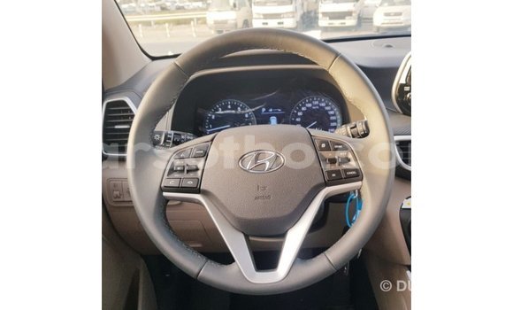 Sayi Imported Hyundai Tucson Red Mota in Import - Dubai a Maseru Sayi Imported Hyundai Tucson Red Mota in Import - Dubai a Maseru