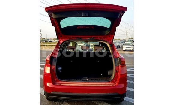 Sayi Imported Hyundai Tucson Red Mota in Import - Dubai a Maseru Sayi Imported Hyundai Tucson Red Mota in Import - Dubai a Maseru