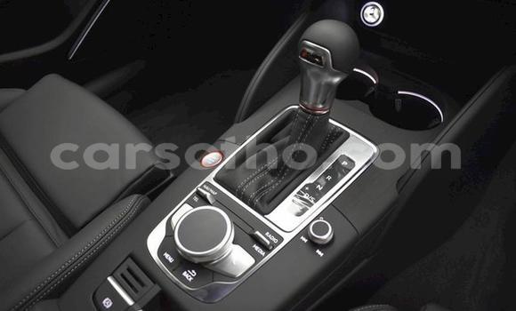 Sayi Na hannu Audi S3 Blue Mota in Maseru a Maseru Sayi Na hannu Audi S3 Blue Mota in Maseru a Maseru