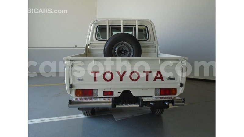 Big with watermark toyota land cruiser maseru import dubai 17353