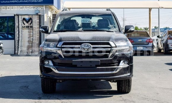 اشتري Imported Toyota Land Cruiser Black سيارة في Import - Dubai في Maseru اشتري Imported Toyota Land Cruiser Black سيارة في Import - Dubai في Maseru