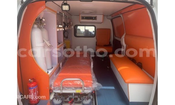 Sayi Imported Hyundai Accent White Mota in Import - Dubai a Maseru Sayi Imported Hyundai Accent White Mota in Import - Dubai a Maseru