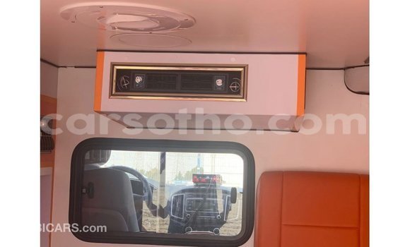 Sayi Imported Hyundai Accent White Mota in Import - Dubai a Maseru Sayi Imported Hyundai Accent White Mota in Import - Dubai a Maseru