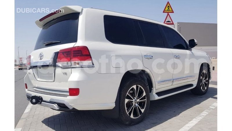 Big with watermark toyota land cruiser maseru import dubai 17372