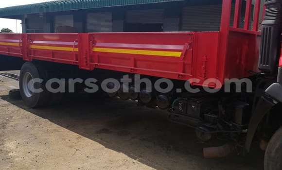 Acheter Occasion Utilitaire Hino Ranger Rouge à Maseru, Maseru Acheter Occasion Utilitaire Hino Ranger Rouge à Maseru, Maseru