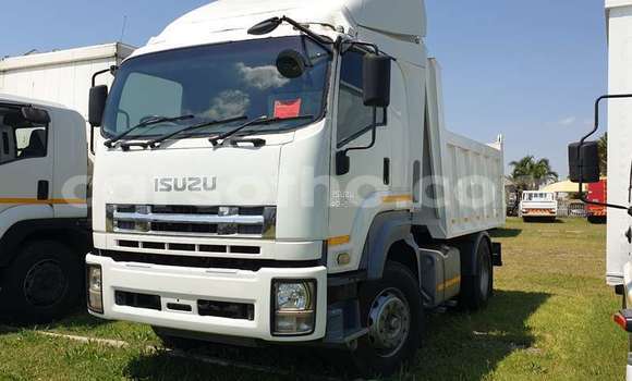 Acheter Occasion Utilitaire Isuzu FVZ Blanc à Import - Dubai, Maseru Acheter Occasion Utilitaire Isuzu FVZ Blanc à Import - Dubai, Maseru