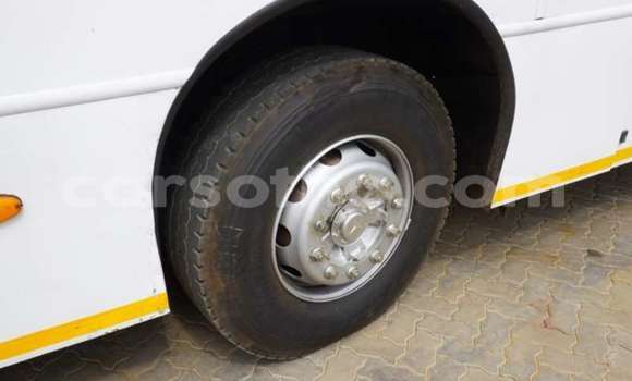 اشتري مستعمل Mercedes-Benz 200 White سيارة في Maseru في Maseru اشتري مستعمل Mercedes-Benz 200 White سيارة في Maseru في Maseru