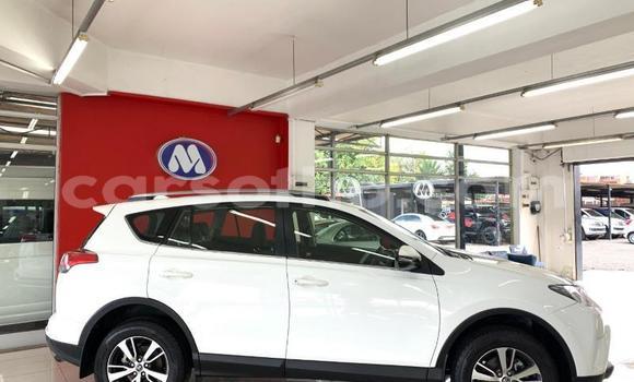 Acheter Occasion Voiture Toyota RAV4 Blanc à Maseru, Maseru Acheter Occasion Voiture Toyota RAV4 Blanc à Maseru, Maseru