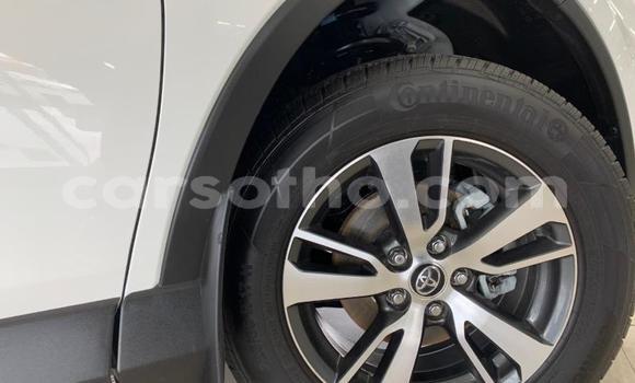 Acheter Occasion Voiture Toyota RAV4 Blanc à Maseru, Maseru Acheter Occasion Voiture Toyota RAV4 Blanc à Maseru, Maseru