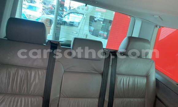 Acheter Occasion Voiture Volkswagen Caravelle Bleu à Maseru, Maseru Acheter Occasion Voiture Volkswagen Caravelle Bleu à Maseru, Maseru