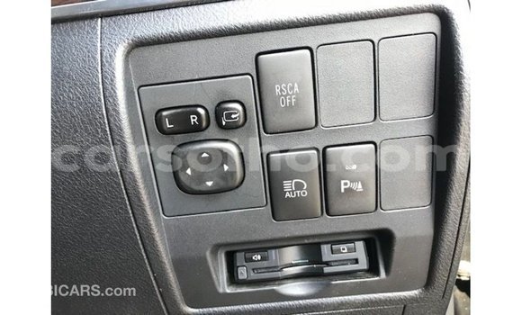 Acheter Import Voiture Toyota Land Cruiser Noir à Import - Dubai, Maseru Acheter Import Voiture Toyota Land Cruiser Noir à Import - Dubai, Maseru