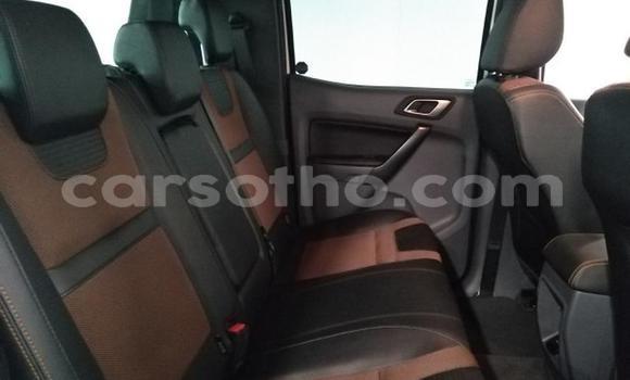 Sayi Na hannu Ford Ranger White Mota in Maseru a Maseru Sayi Na hannu Ford Ranger White Mota in Maseru a Maseru