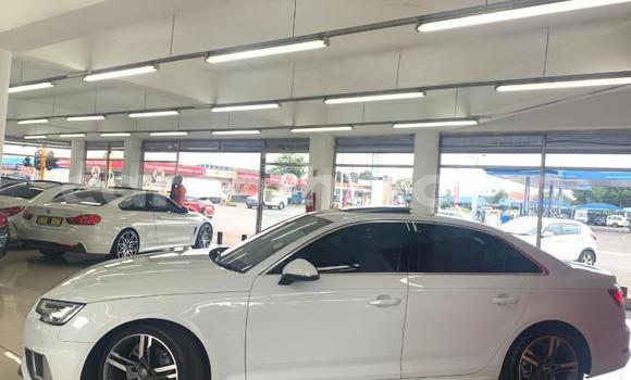 Acheter Occasion Voiture Audi A4 Blanc à Maseru, Maseru Acheter Occasion Voiture Audi A4 Blanc à Maseru, Maseru