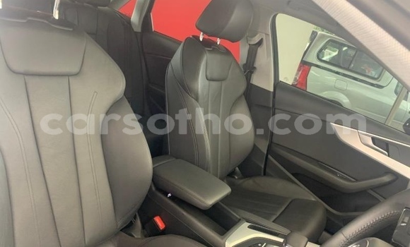 Acheter Occasion Voiture Audi A4 Blanc à Maseru, Maseru Acheter Occasion Voiture Audi A4 Blanc à Maseru, Maseru