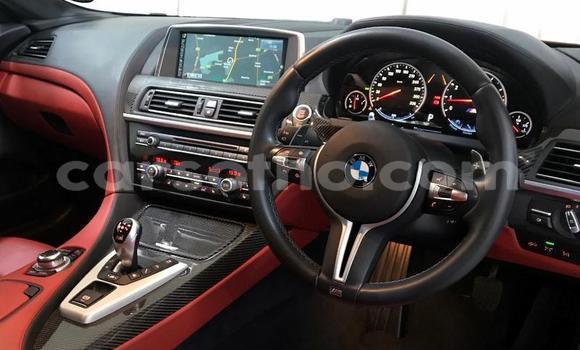 Sayi Na hannu BMW M6 Red Mota in Roma a Maseru Sayi Na hannu BMW M6 Red Mota in Roma a Maseru