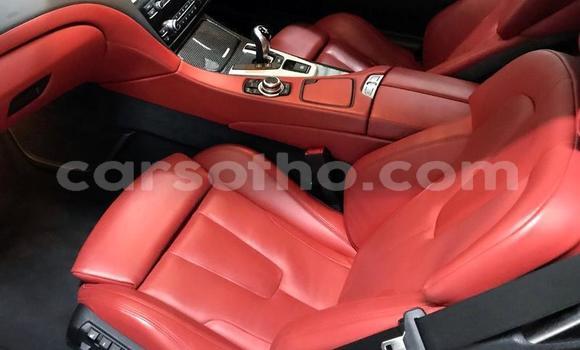 Sayi Na hannu BMW M6 Red Mota in Roma a Maseru Sayi Na hannu BMW M6 Red Mota in Roma a Maseru