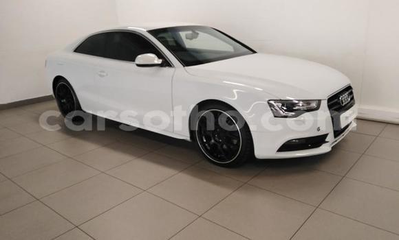 Acheter Occasion Voiture Audi A5 Blanc à Maseru, Maseru Acheter Occasion Voiture Audi A5 Blanc à Maseru, Maseru