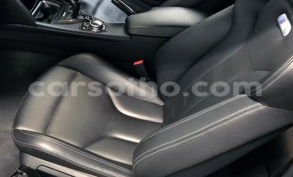 Sayi Na hannu BMW M4 Black Mota in Roma a Maseru Sayi Na hannu BMW M4 Black Mota in Roma a Maseru