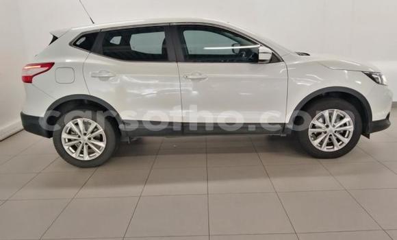 Acheter Occasion Voiture Nissan Qashqai Blanc à Maseru, Maseru Acheter Occasion Voiture Nissan Qashqai Blanc à Maseru, Maseru