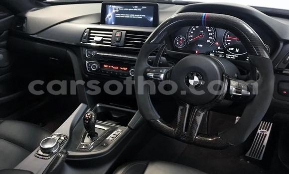 Sayi Na hannu BMW M4 Black Mota in Roma a Maseru Sayi Na hannu BMW M4 Black Mota in Roma a Maseru