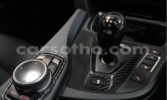 Sayi Na hannu BMW M4 Black Mota in Roma a Maseru Sayi Na hannu BMW M4 Black Mota in Roma a Maseru