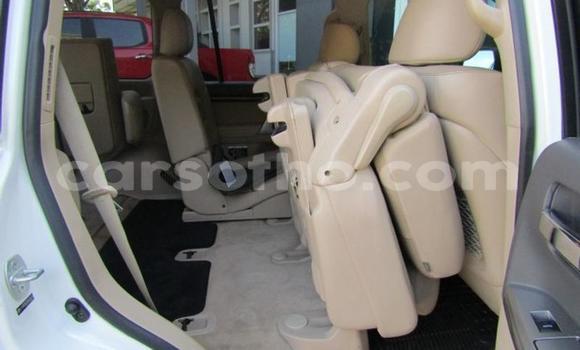 Sayi Na hannu Toyota Land Cruiser White Mota in Maseru a Maseru Sayi Na hannu Toyota Land Cruiser White Mota in Maseru a Maseru
