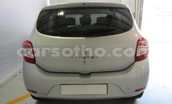 Sayi Na hannu Renault Sandero Silver Mota in Roma a Maseru Sayi Na hannu Renault Sandero Silver Mota in Roma a Maseru
