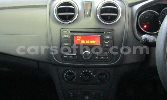 Sayi Na hannu Renault Sandero Silver Mota in Roma a Maseru Sayi Na hannu Renault Sandero Silver Mota in Roma a Maseru