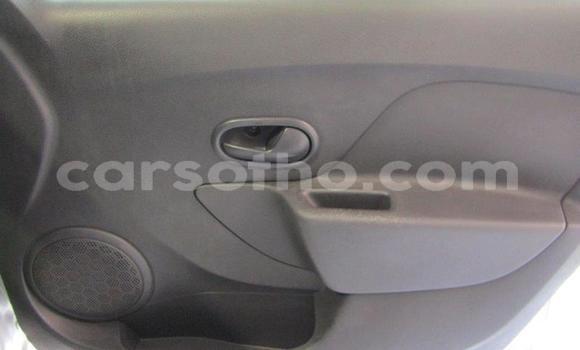 Sayi Na hannu Renault Sandero Silver Mota in Roma a Maseru Sayi Na hannu Renault Sandero Silver Mota in Roma a Maseru