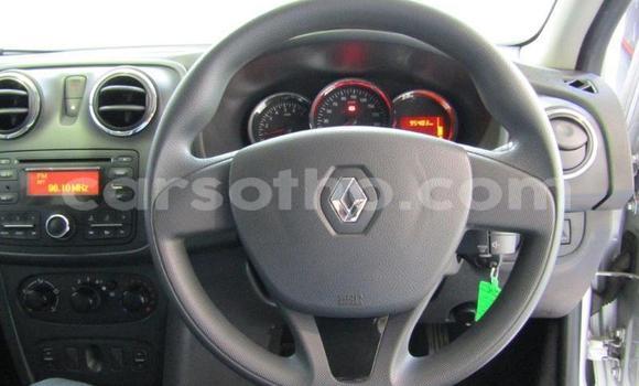 Sayi Na hannu Renault Sandero Silver Mota in Roma a Maseru Sayi Na hannu Renault Sandero Silver Mota in Roma a Maseru
