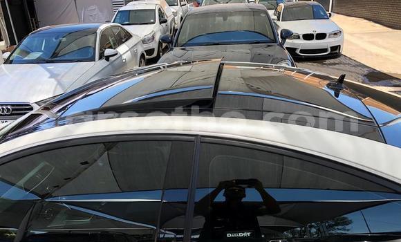 Sayi Na hannu Mercedes-Benz C–Class White Mota in Maseru a Maseru Sayi Na hannu Mercedes-Benz C–Class White Mota in Maseru a Maseru