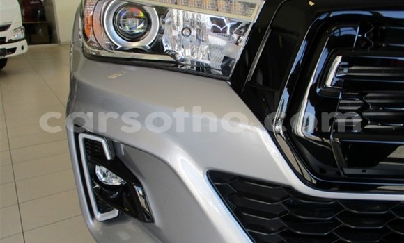 اشتري مستعمل Toyota Hilux Silver سيارة في Import - Dubai في Maseru اشتري مستعمل Toyota Hilux Silver سيارة في Import - Dubai في Maseru