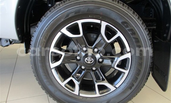 اشتري مستعمل Toyota Hilux Silver سيارة في Import - Dubai في Maseru اشتري مستعمل Toyota Hilux Silver سيارة في Import - Dubai في Maseru