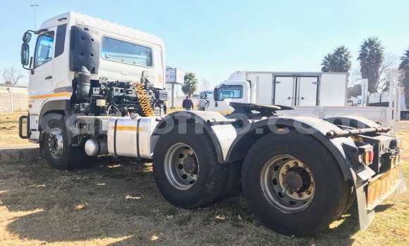 اشتري مستعمل Nissan UD Silver شاحنة في Import - Dubai في Maseru اشتري مستعمل Nissan UD Silver شاحنة في Import - Dubai في Maseru